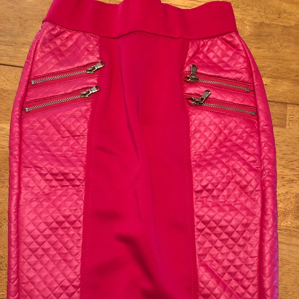 Hot pink zippered accessory skirt